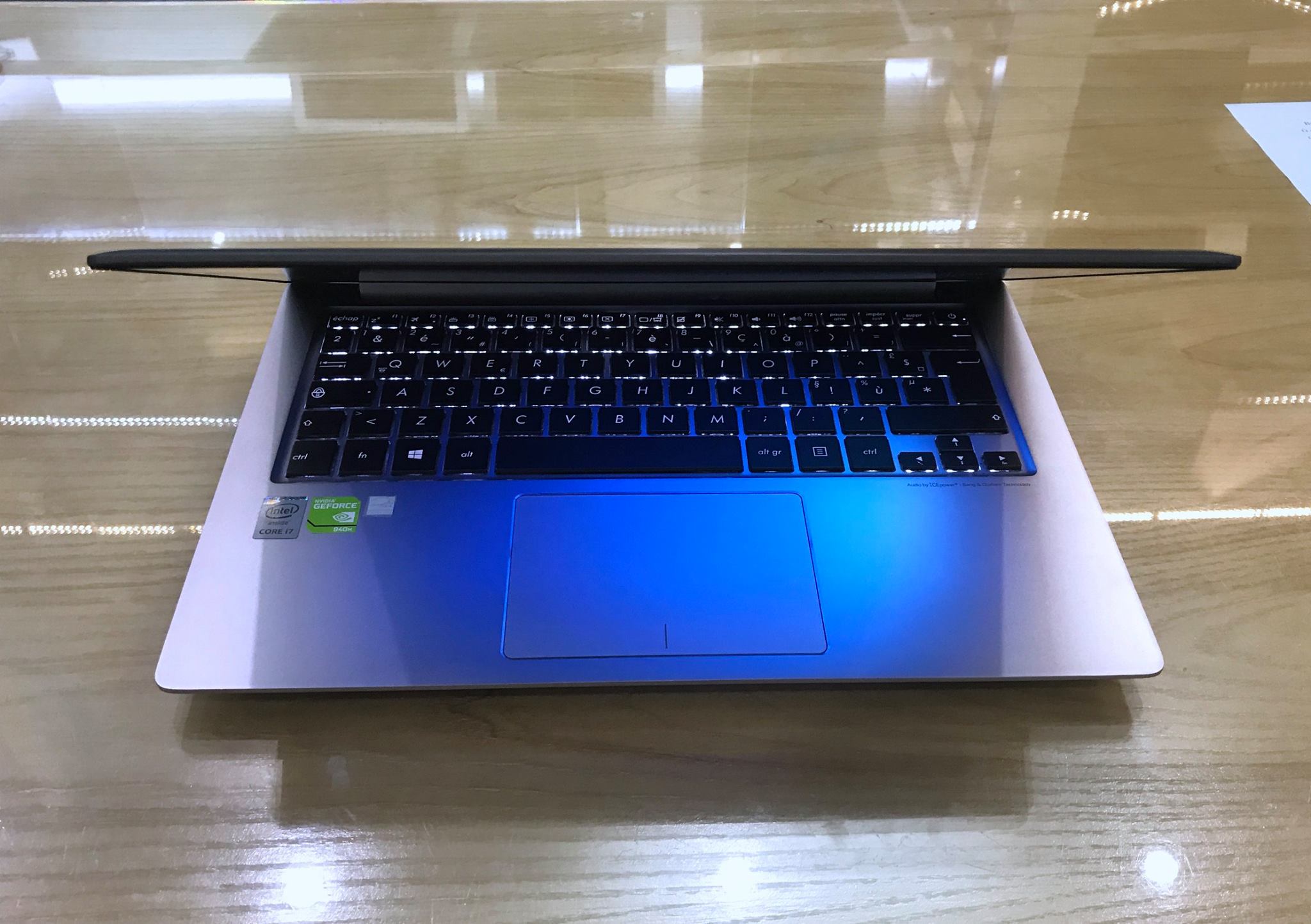 Laptop Ultralbook ASUS UX303LB .jpg